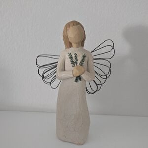 Willow Tree "Angel of Remembrance" figurine